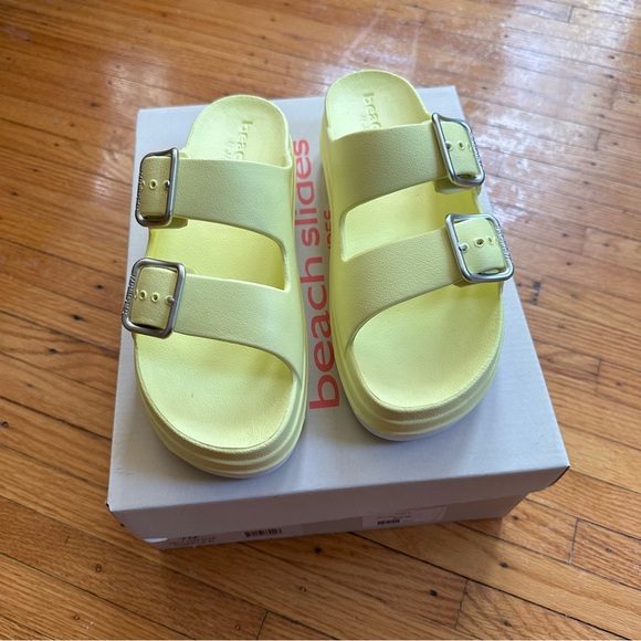 J Slides Shoes - Beach slides! Platform/flatform!